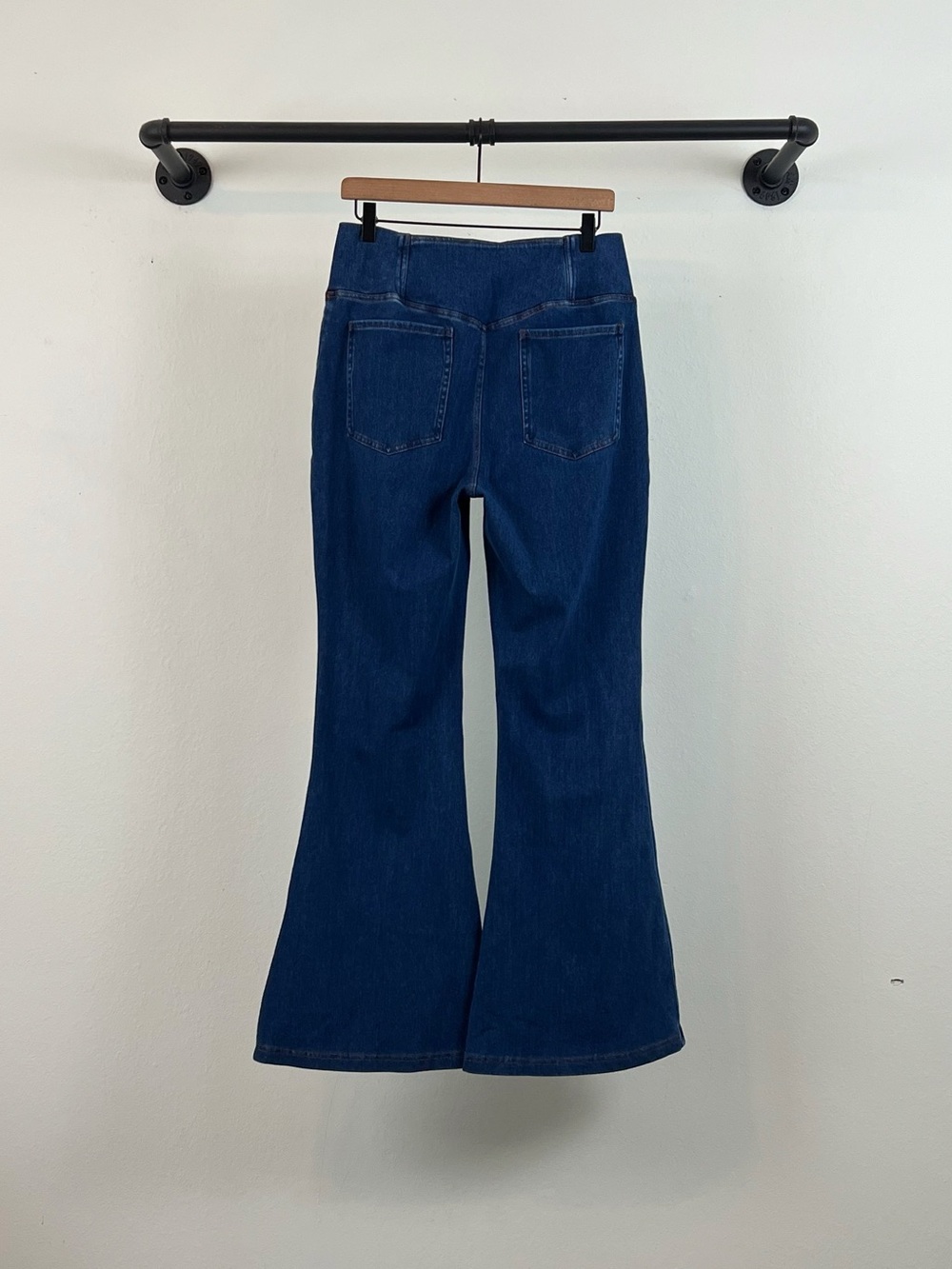 NWT Halara Flex High Waisted Crossover Pocket Jeans - Picture 5 of 5